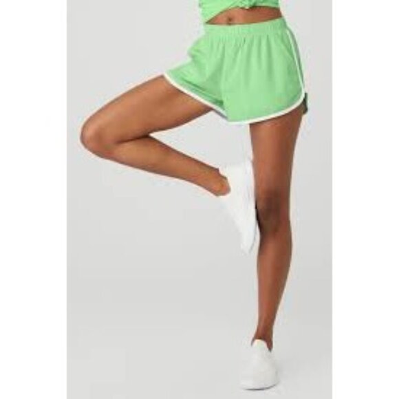 ALO Yoga Ivy League Dolphin Short in Ultramint/White - Picture 2 of 5